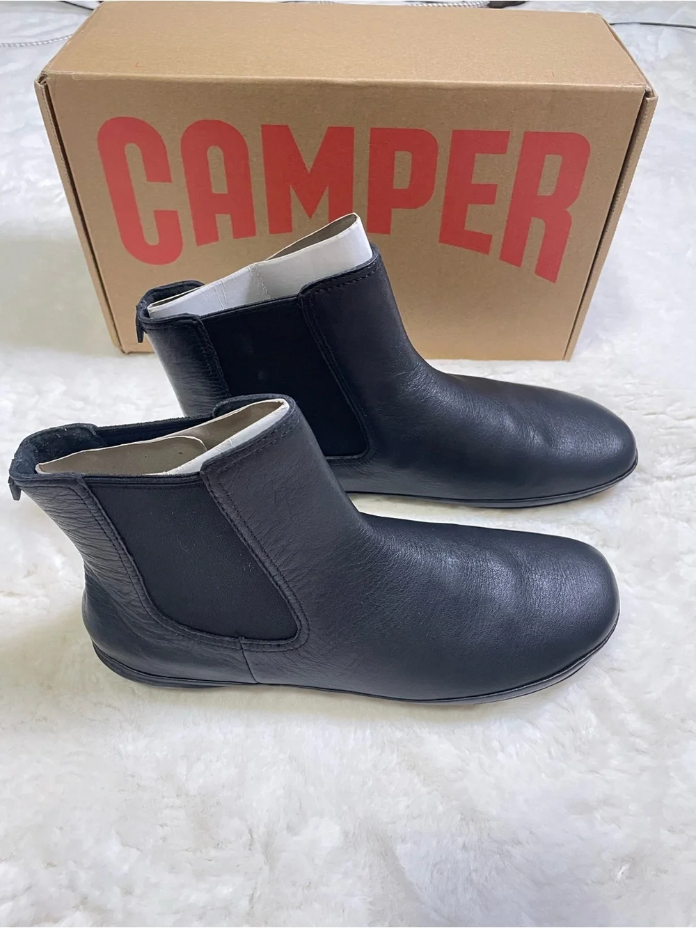Camper Men’s Black Leather Chukka Boots